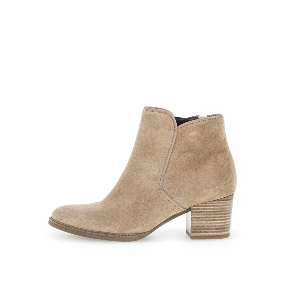 Gabor 92890-32 - Beige Suede